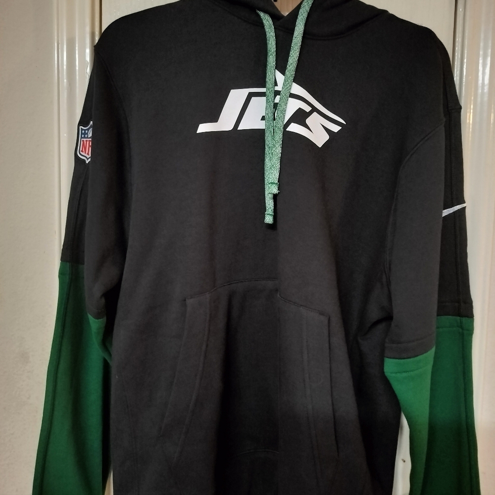 Nike® Men's SMALL New York Jets Sideline Club Pullover Hoodie in Black -